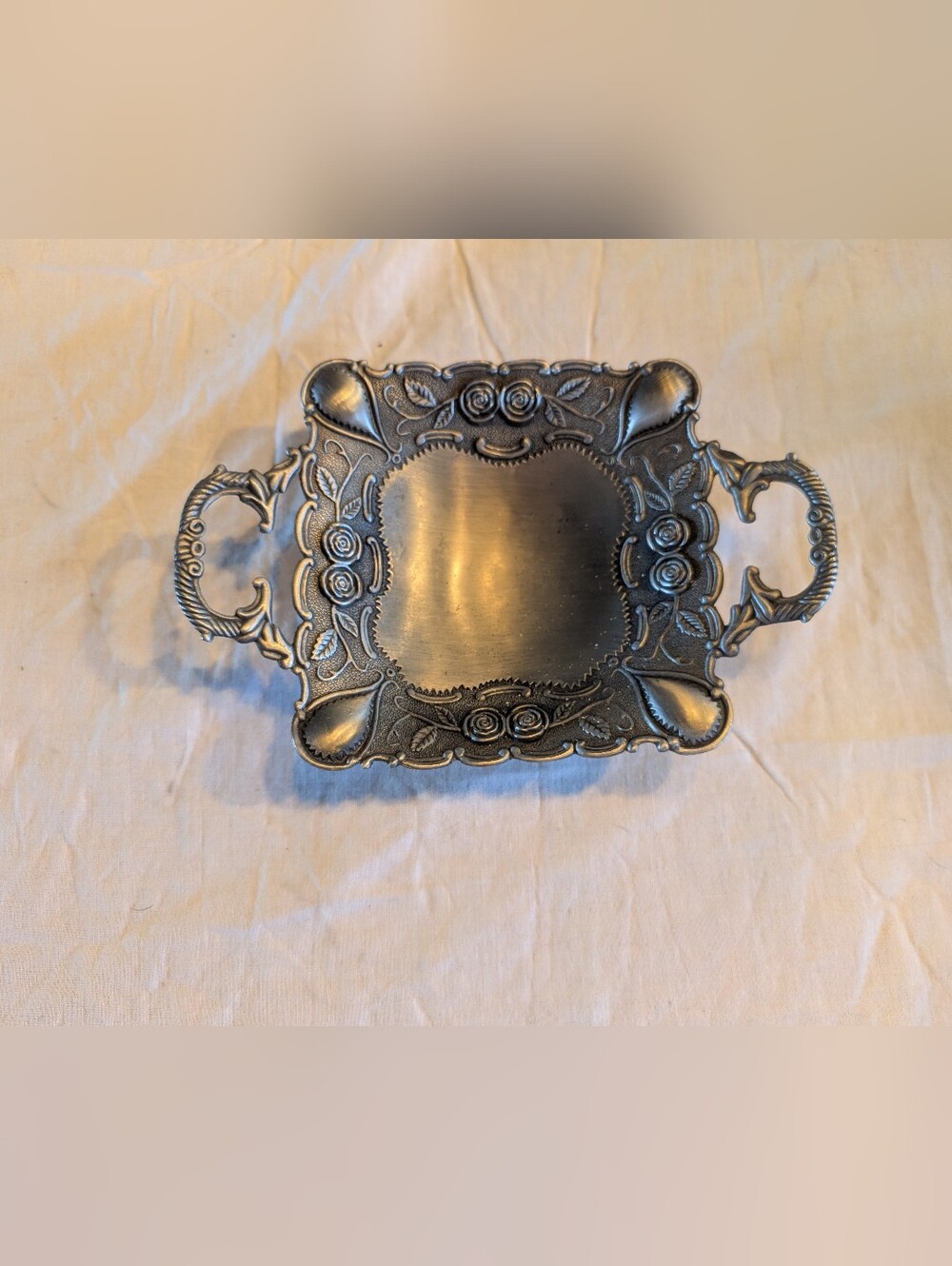 2/20$ Vintage Silver-Tone Ornate Floral Trinket Dish